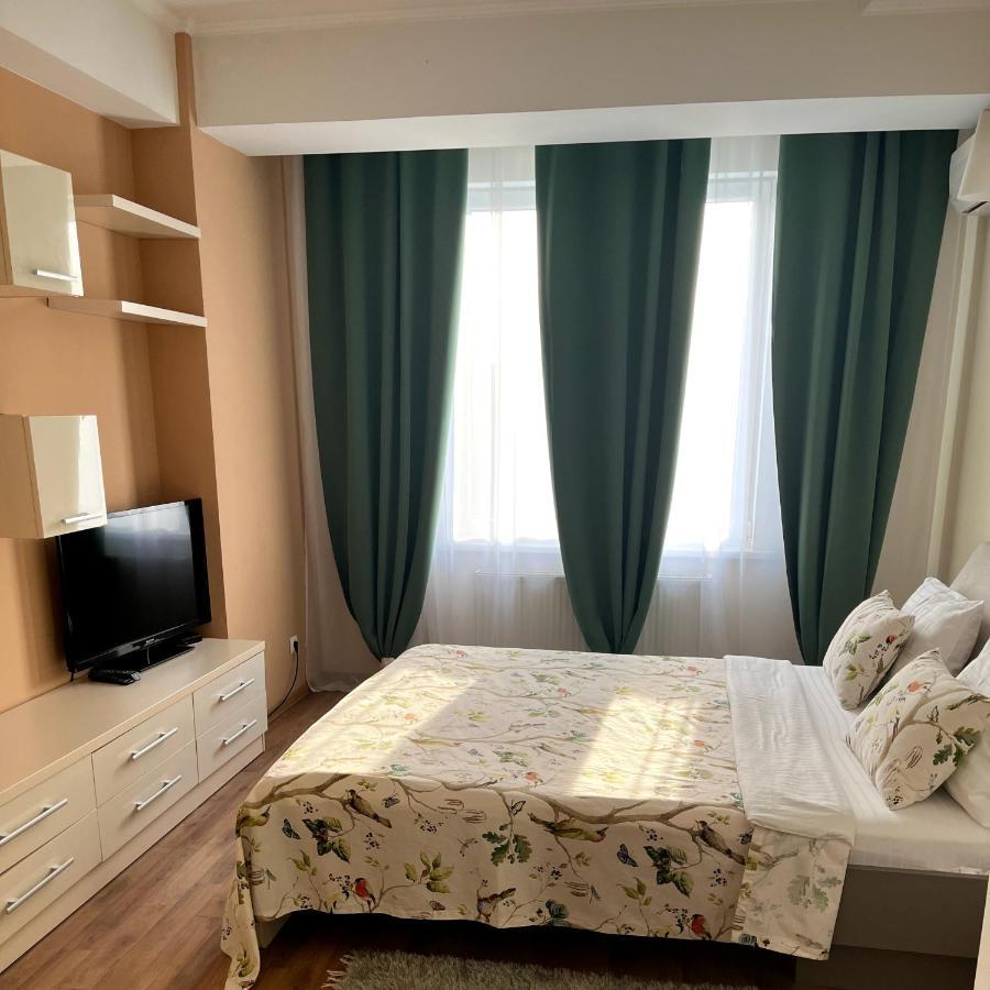 Stefan Cel Mare 1 Studio 키시나우 외부 사진